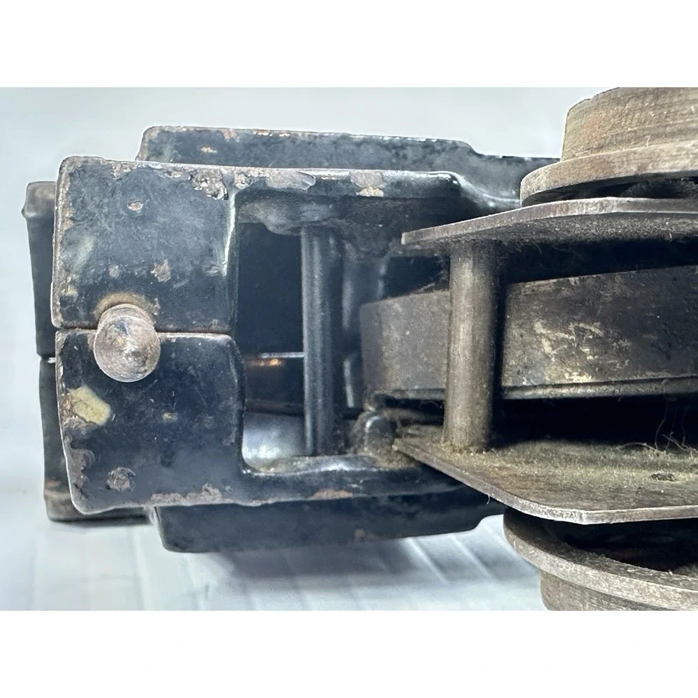 Antique Cast Iron‎ Toy Windup Train Locomotive Grill Broken
